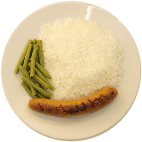 A sausage with very much rice and very few beans